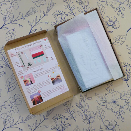 Kit d'initiation à la création de fleurs en papier (la rose).